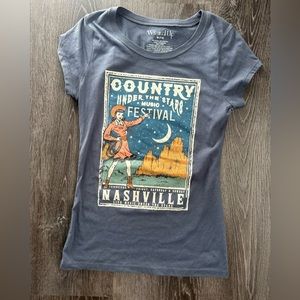Country T-shirt .. Nashville, Size medium